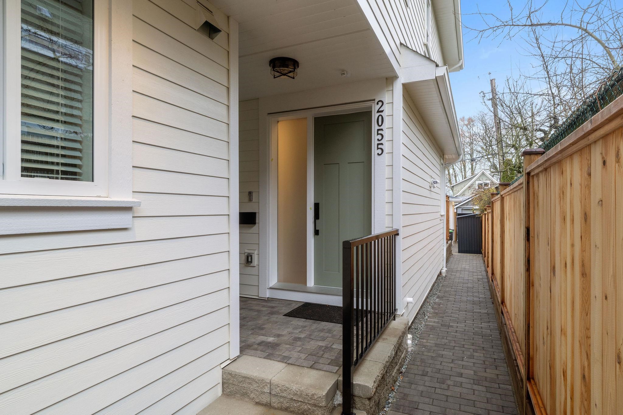 2055 E 4th Avenue Vancouver, BC - 28