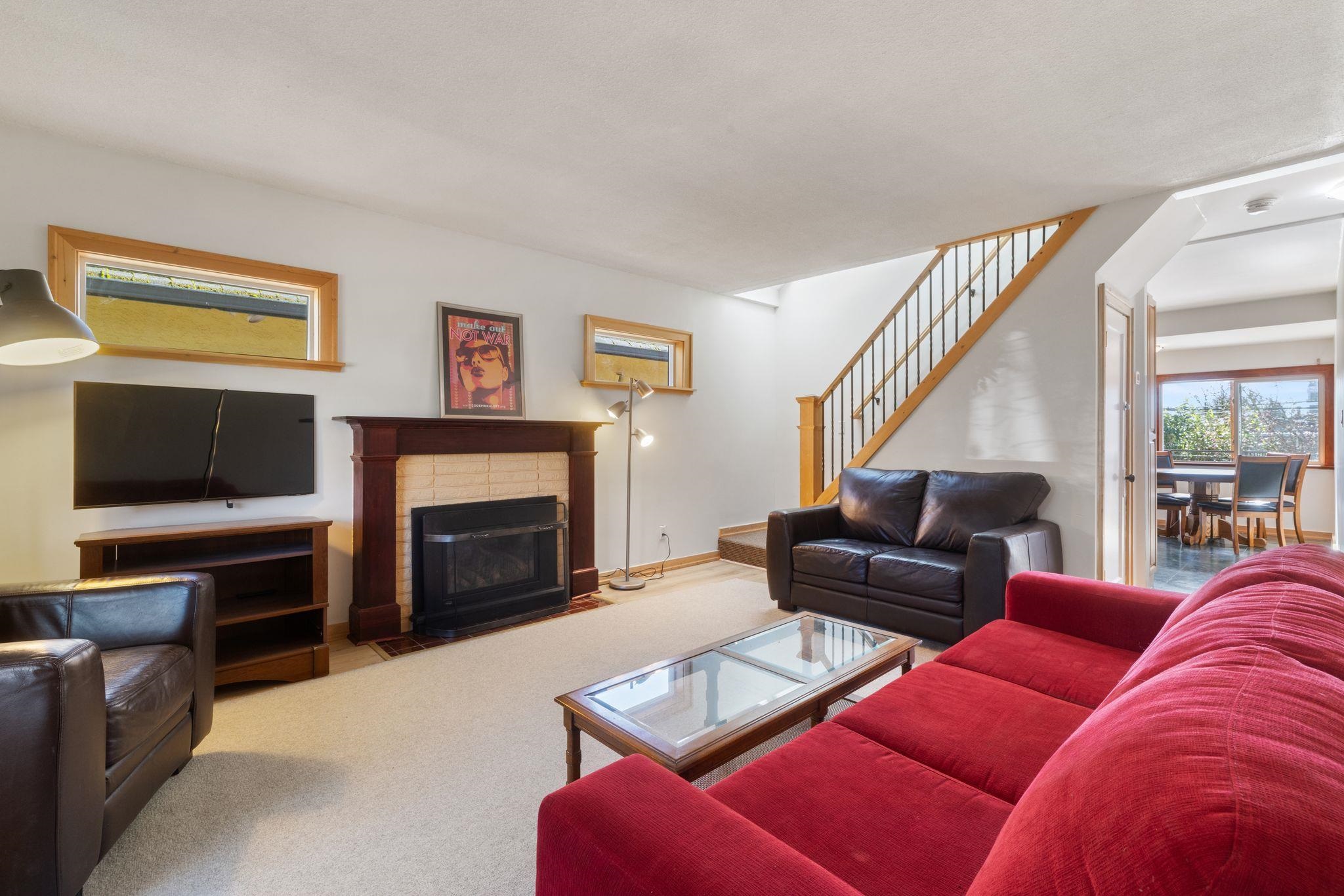 2268 E 7th Avenue Vancouver, BC - 3