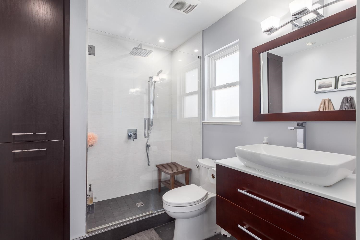 1732 Kitchener Street Vancouver, BC - 16