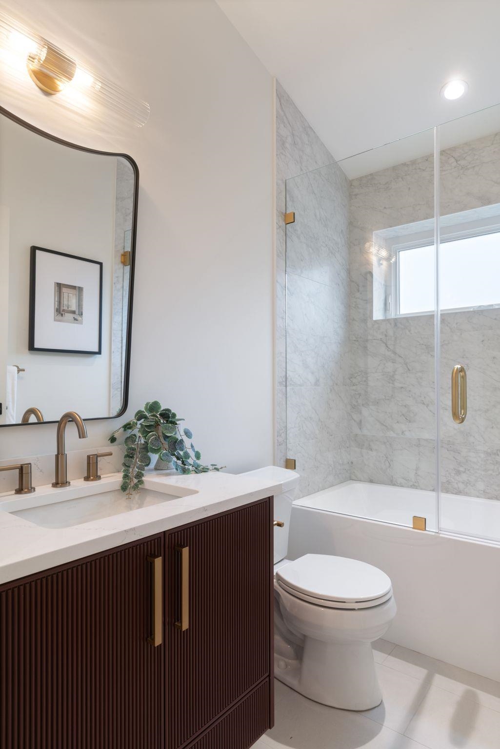 2 2539 Grant Street Vancouver, BC - 28