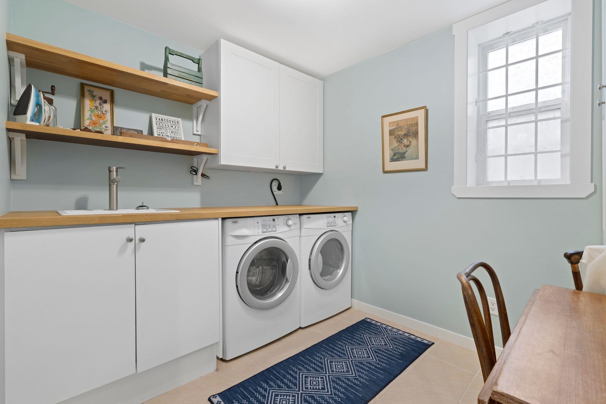 1807 E 7th Avenue Vancouver, BC - 18