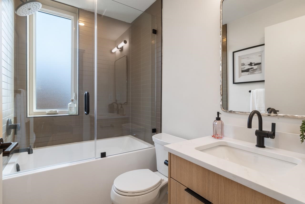 1937 Templeton Drive Vancouver, BC - 18