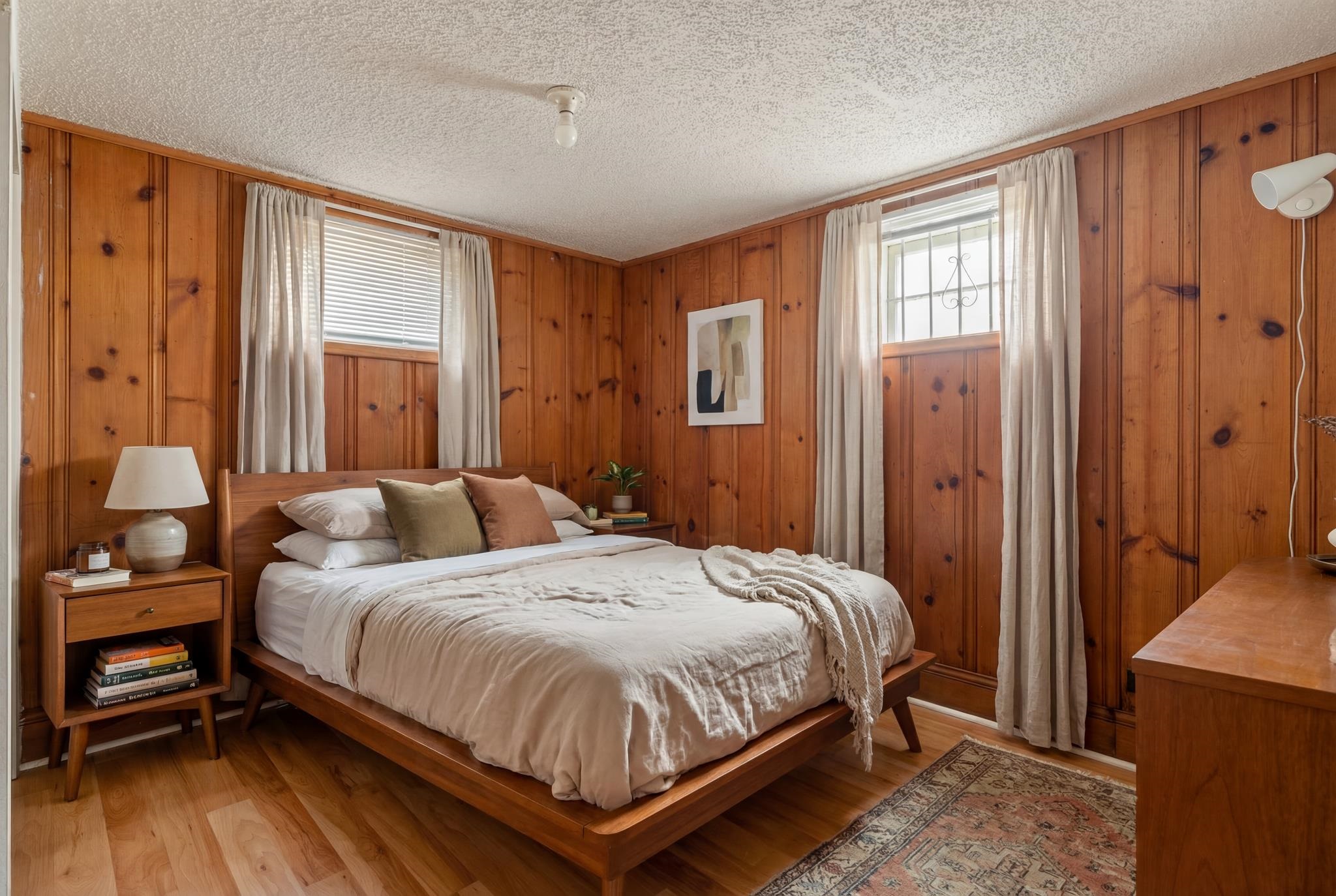 2580 E 19th Avenue Vancouver, BC - 5