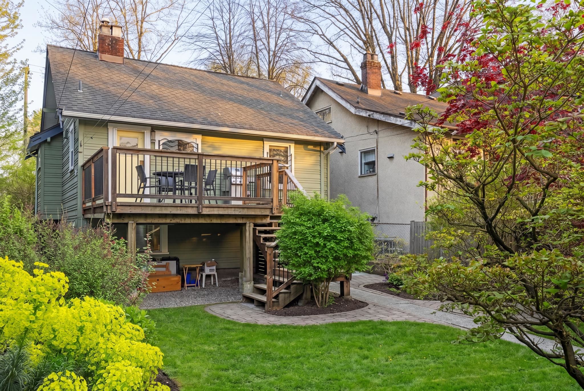 2273 E 2nd Avenue Vancouver, BC - 28