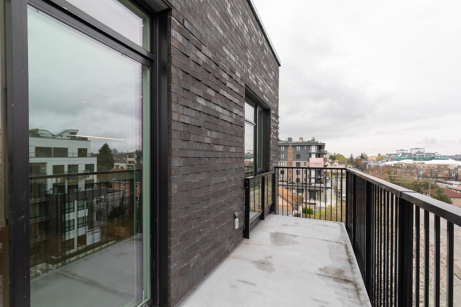 602 2235 E Broadway Vancouver, BC - 16