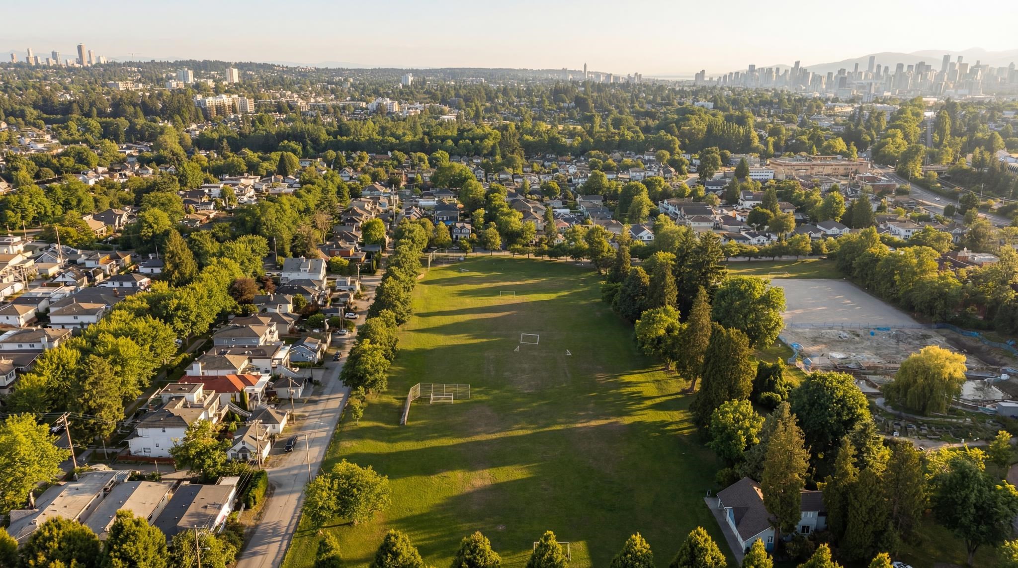 2580 E 19th Avenue Vancouver, BC - 21