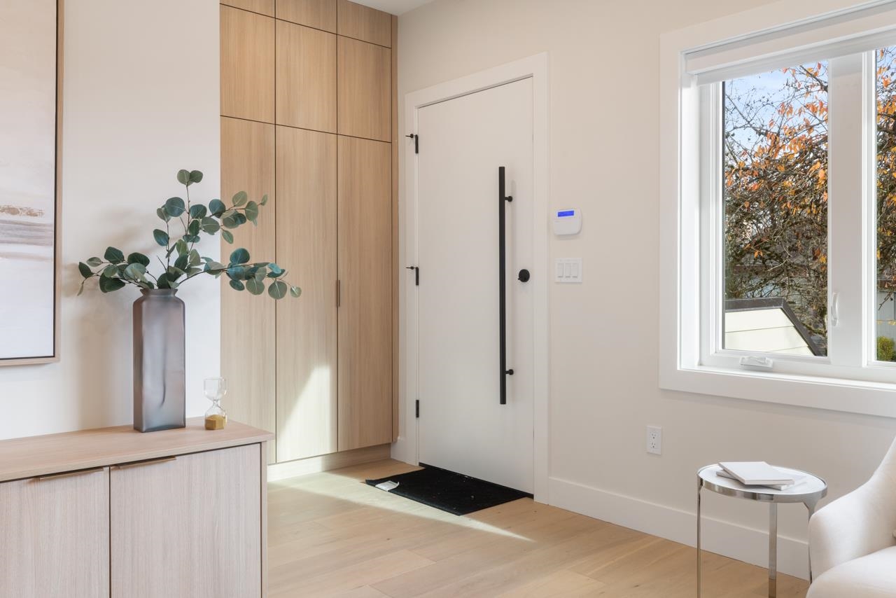1937 Templeton Drive Vancouver, BC - 23