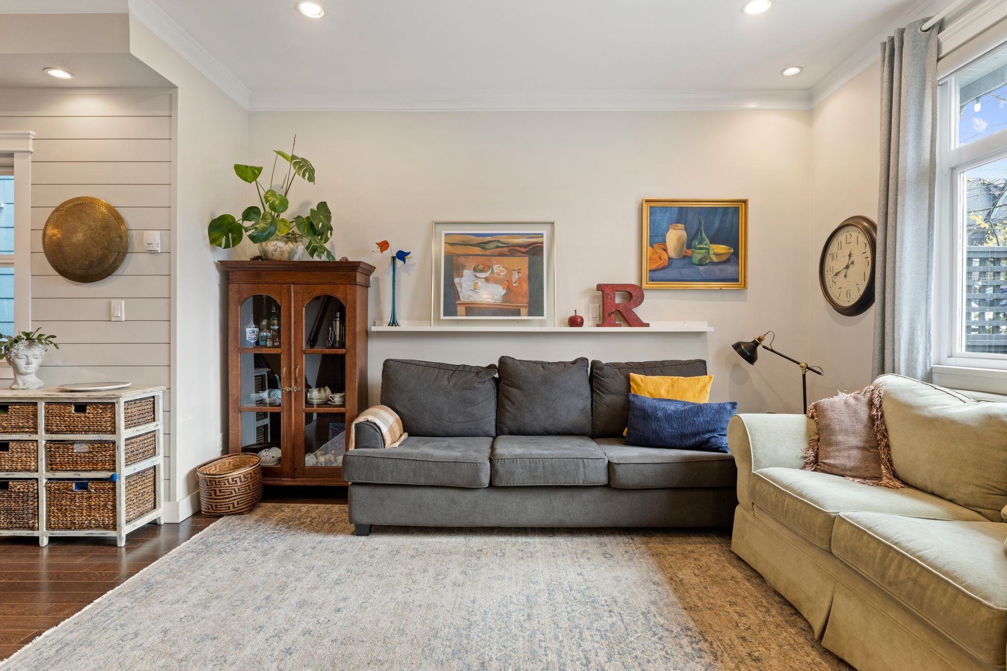 1807 E 7th Avenue Vancouver, BC - 4