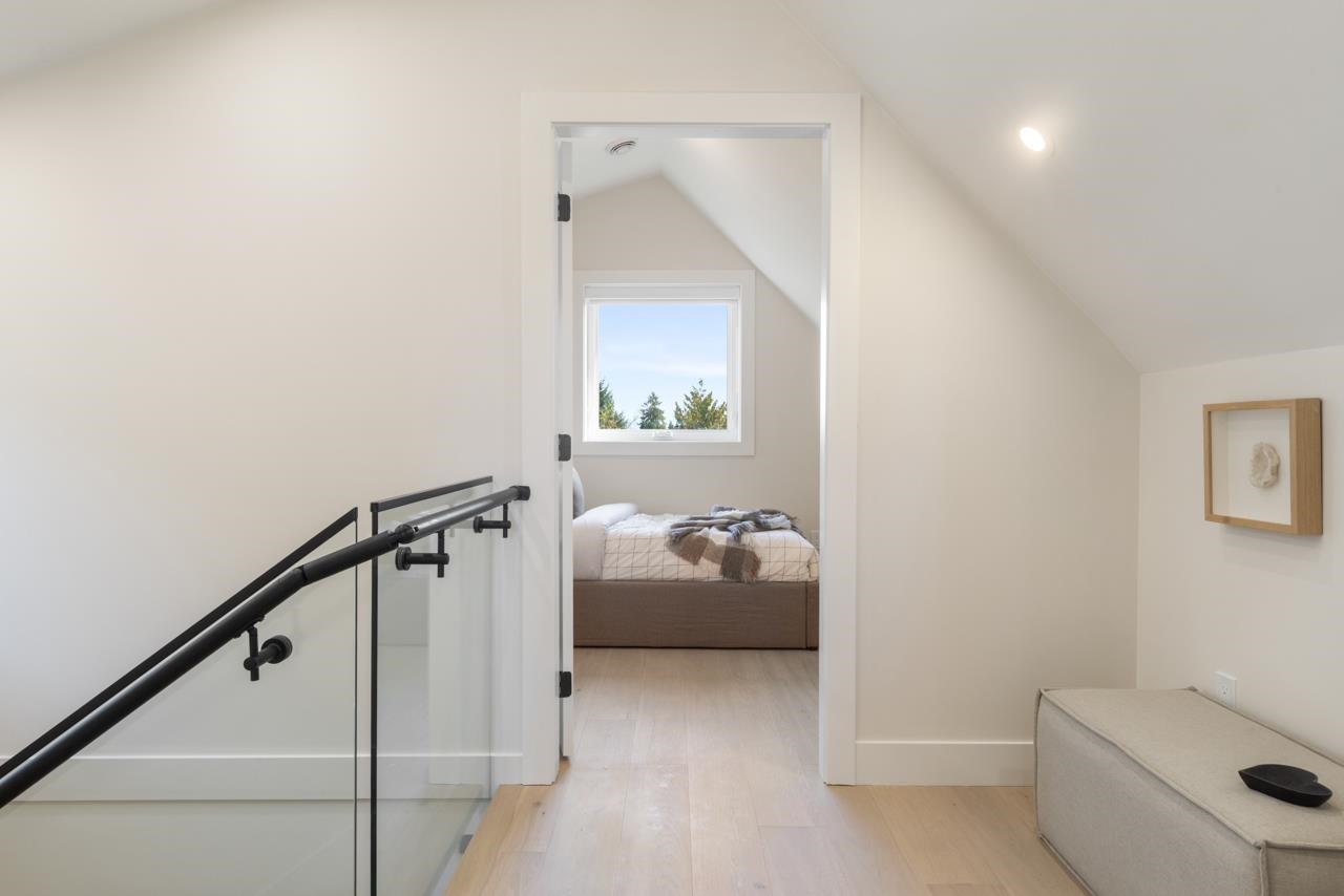 2 1937 Templeton Drive Vancouver, BC - 30