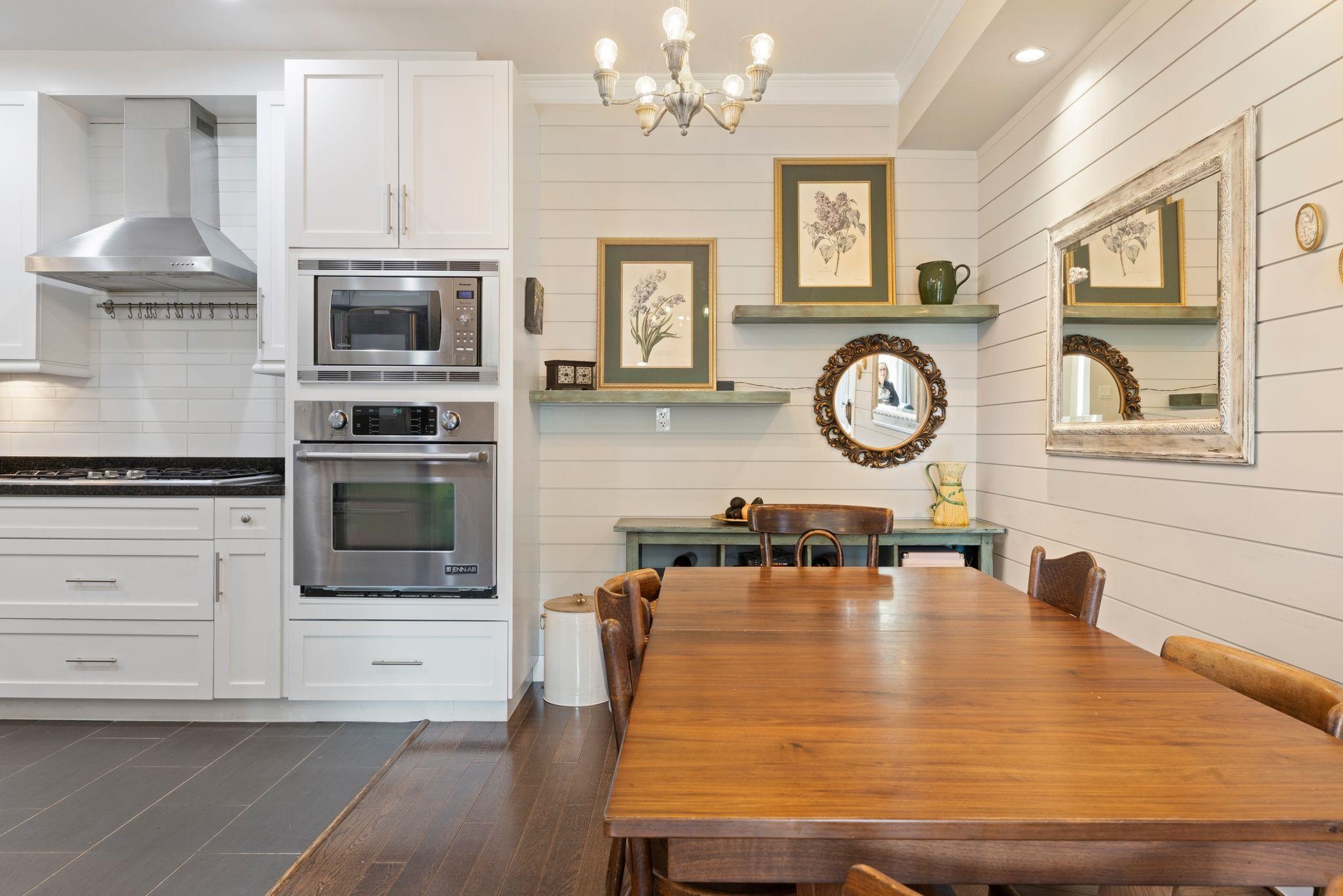 1807 E 7th Avenue Vancouver, BC - 9