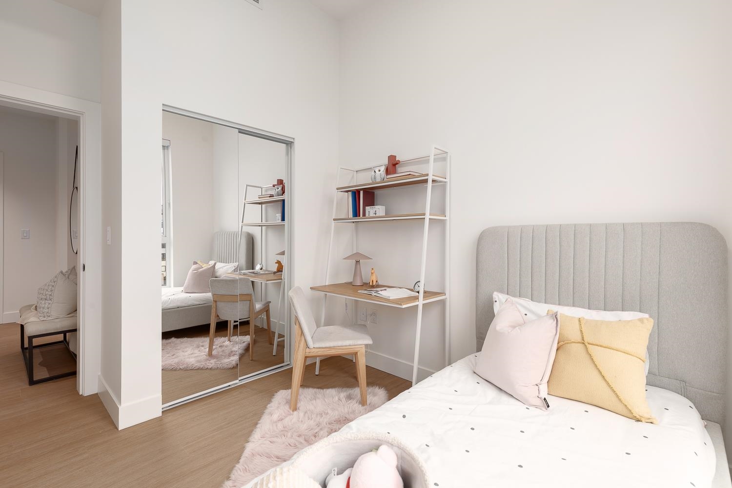 601 2235 E Broadway Vancouver, BC - 15