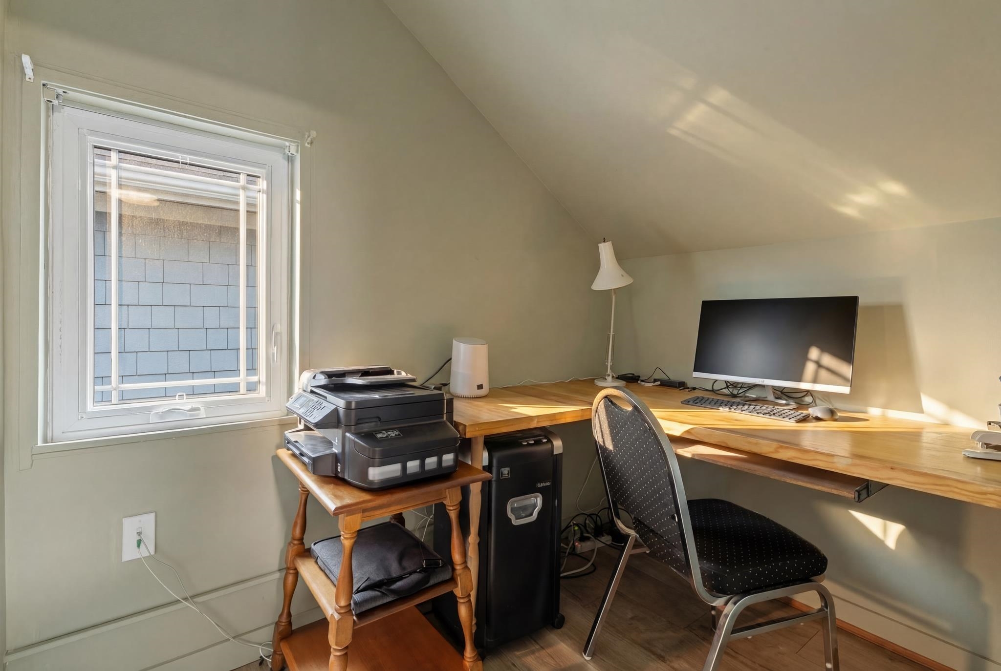 2273 E 2nd Avenue Vancouver, BC - 20