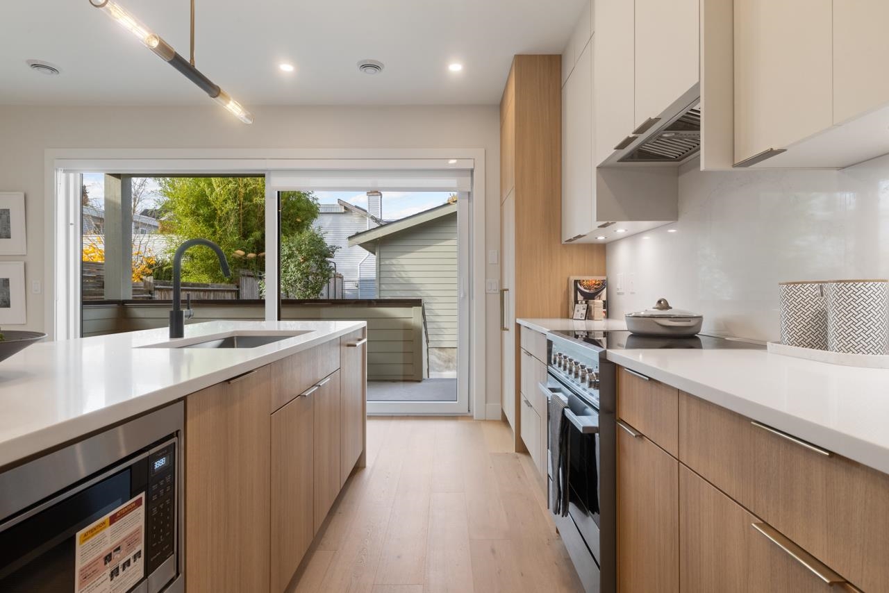 1937 Templeton Drive Vancouver, BC - 7