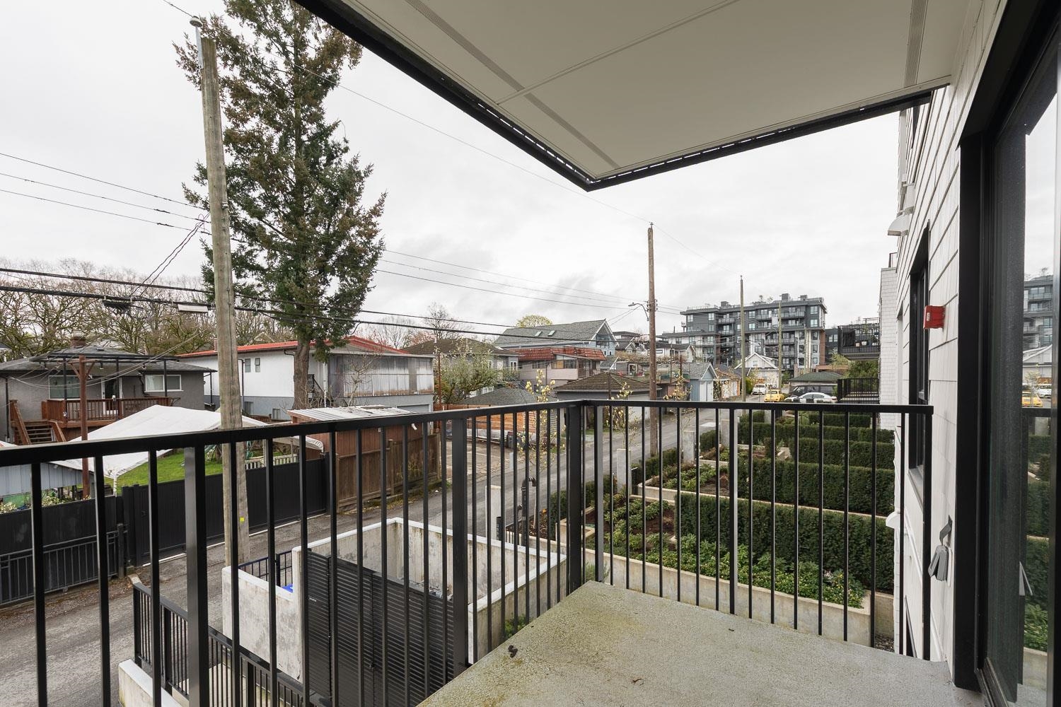 210 2235 E Broadway Vancouver, BC - 20