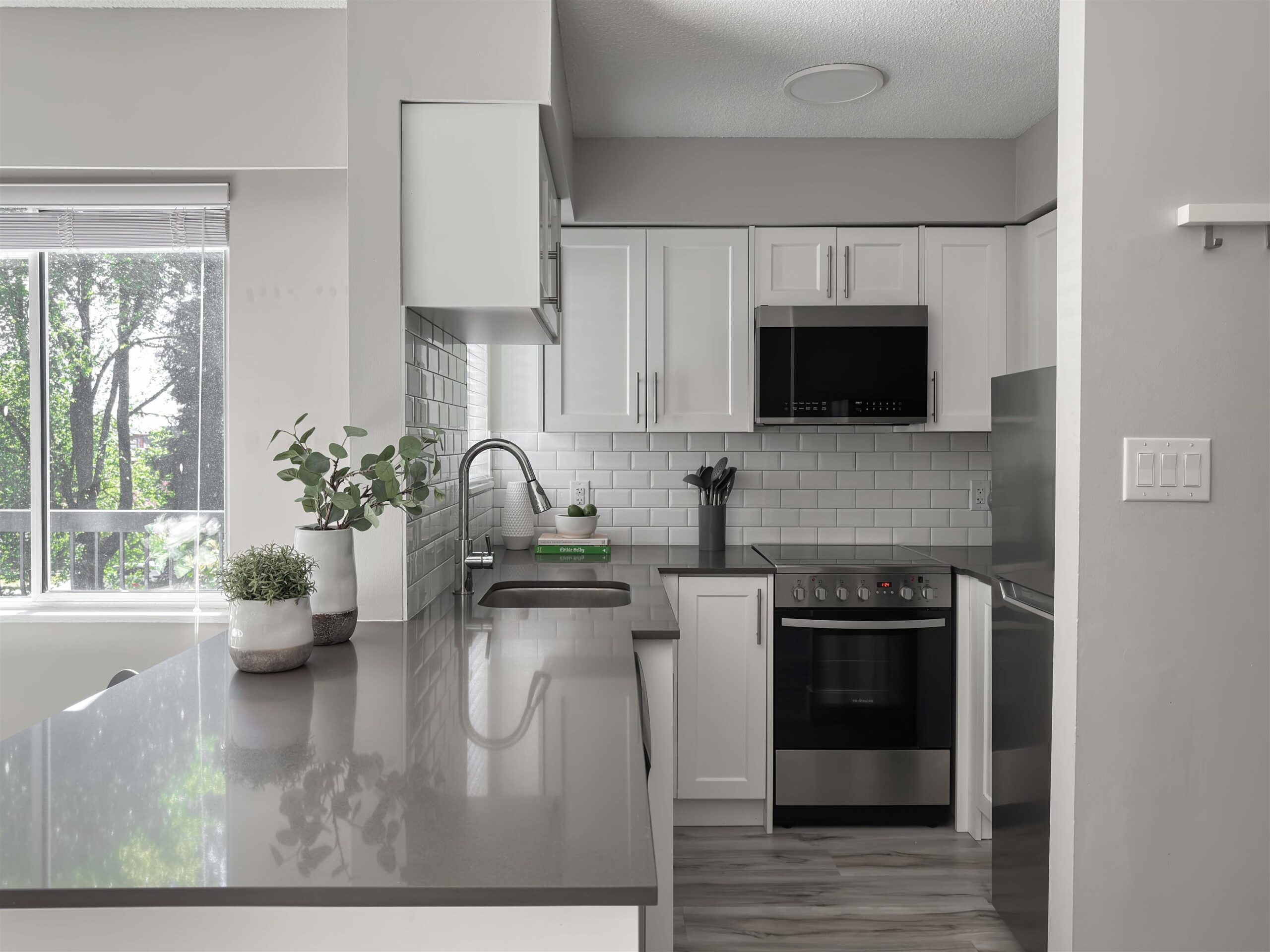 1923 Parker Street Vancouver, BC - 16