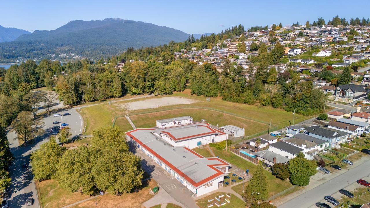 210 4458 Albert Street Burnaby, BC - 26