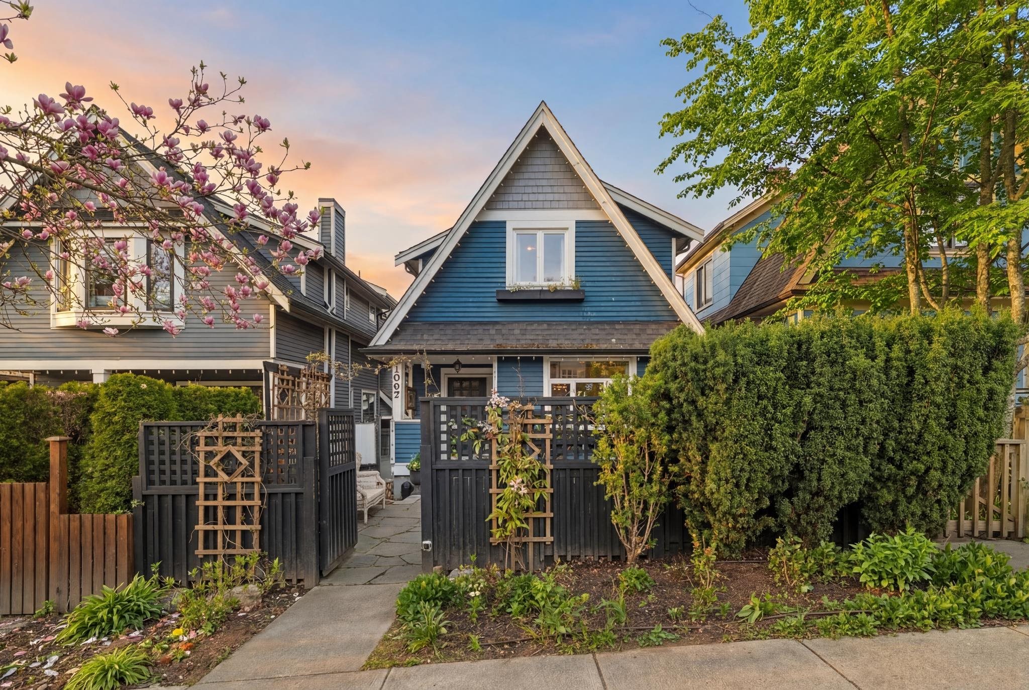 1807 E 7th Avenue Vancouver, BC - 1