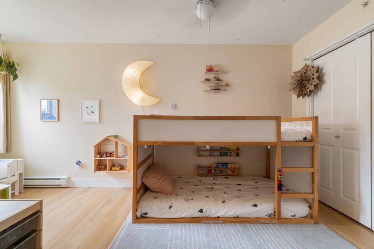 210 4458 Albert Street Burnaby, BC - 18