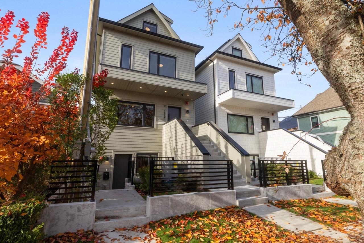 1937 Templeton Drive Vancouver, BC - 1