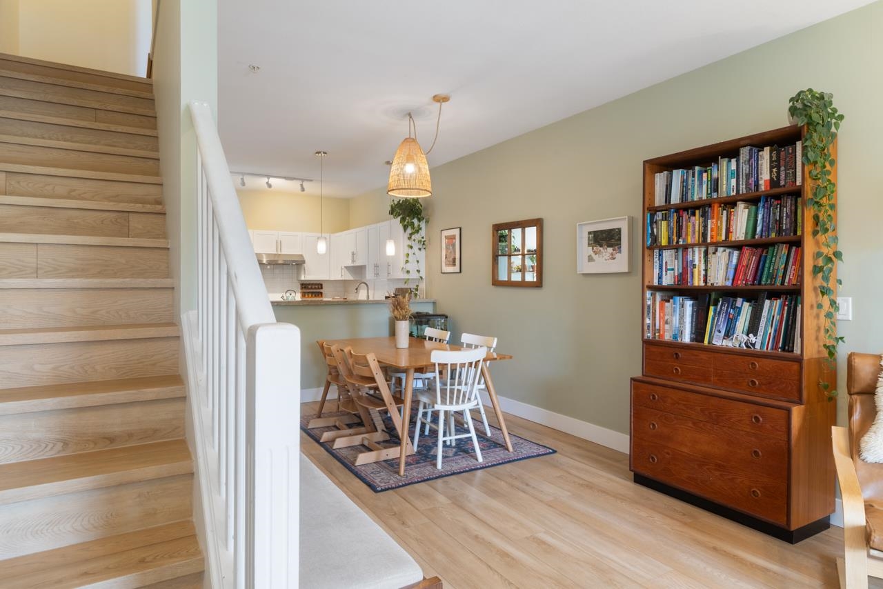 210 4458 Albert Street Burnaby, BC - 4