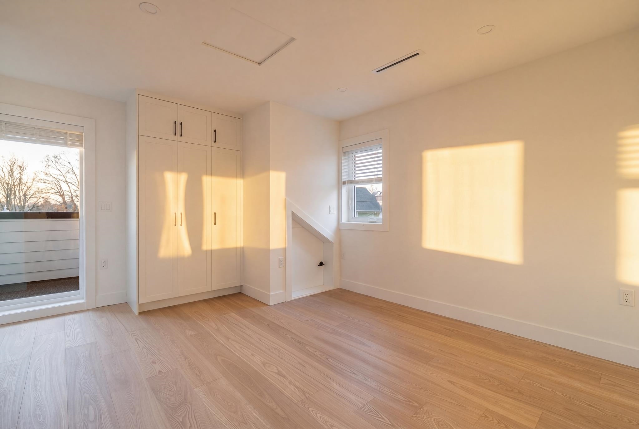 2055 E 4th Avenue Vancouver, BC - 24