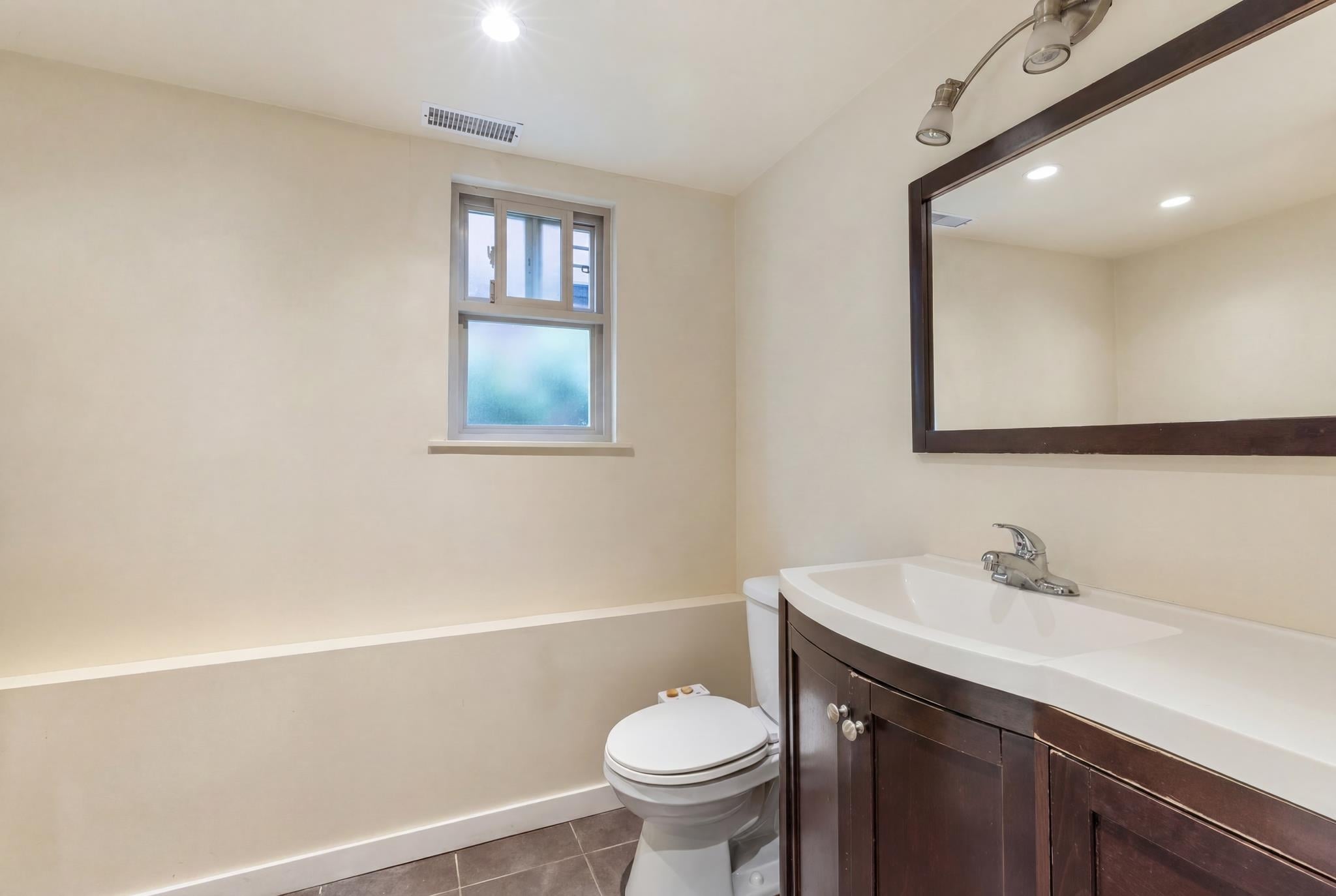 2246 Parker Street Vancouver, BC - 31