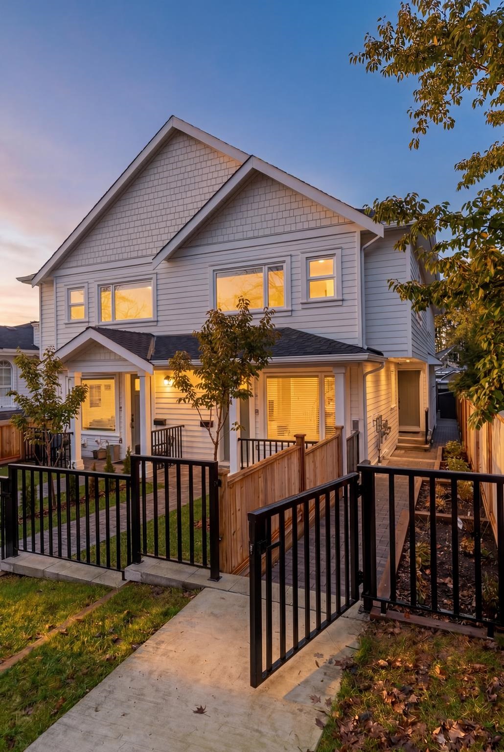2055 E 4th Avenue Vancouver, BC - 32