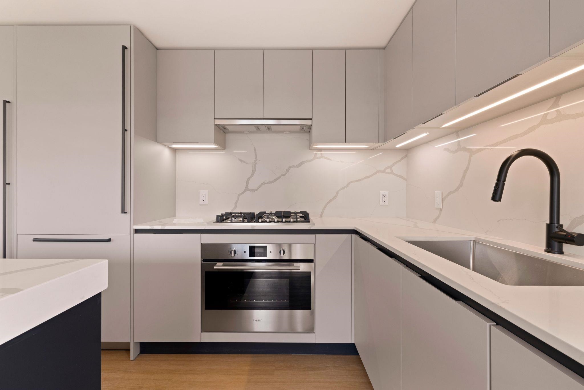 503 2235 E Broadway Vancouver, BC - 7