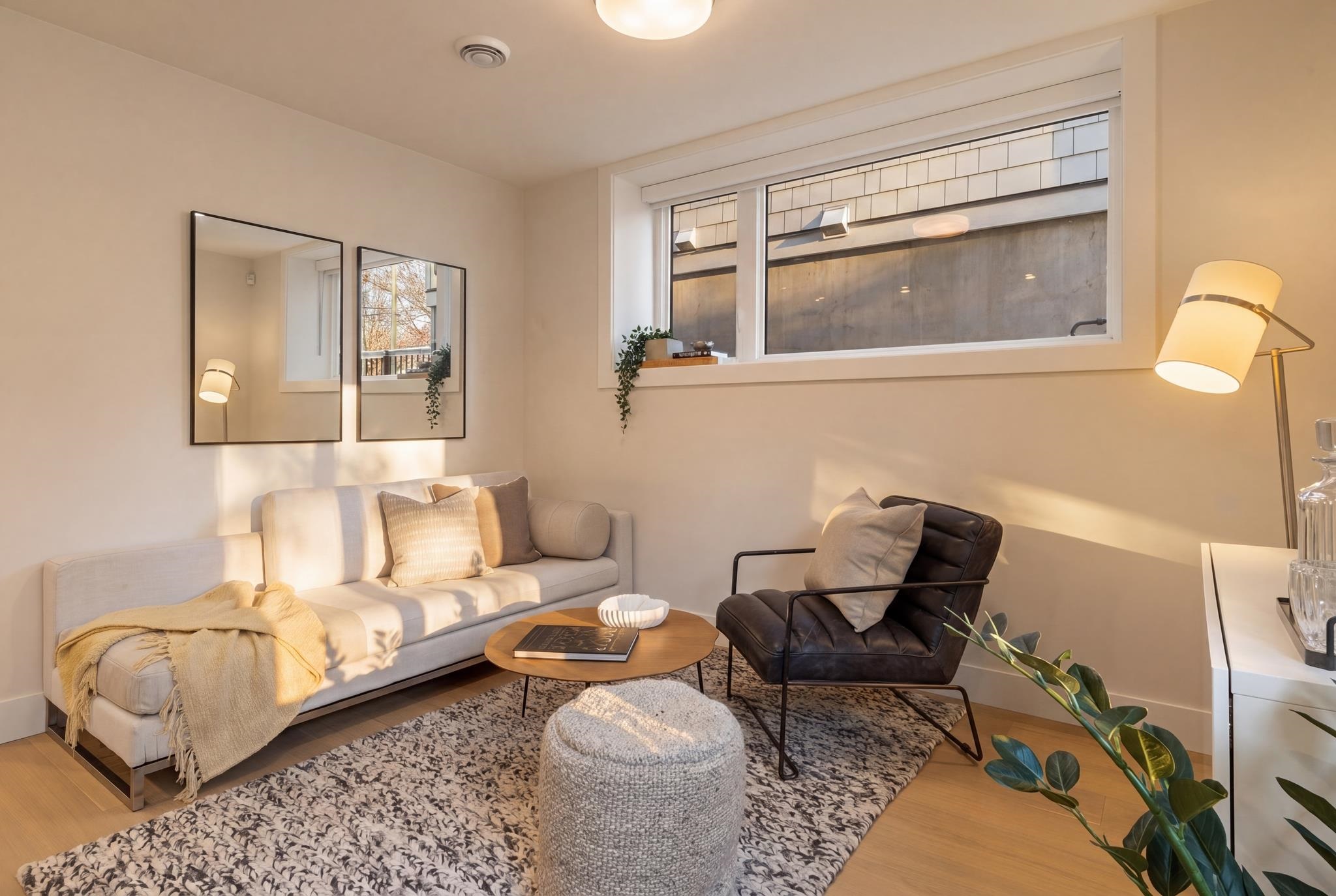 1 1937 Templeton Drive Vancouver, BC - 4