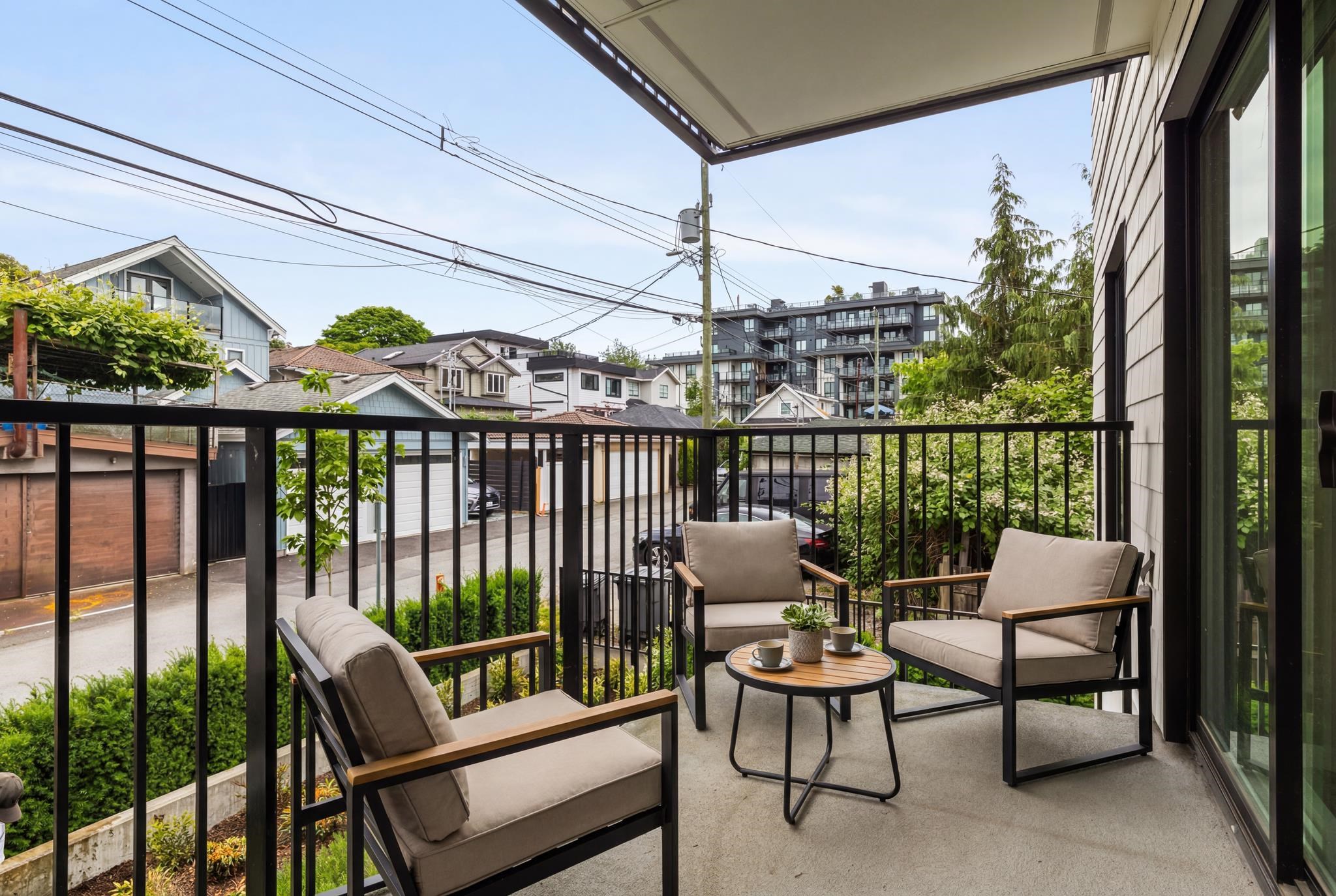 202 2235 E Broadway Vancouver, BC - 17