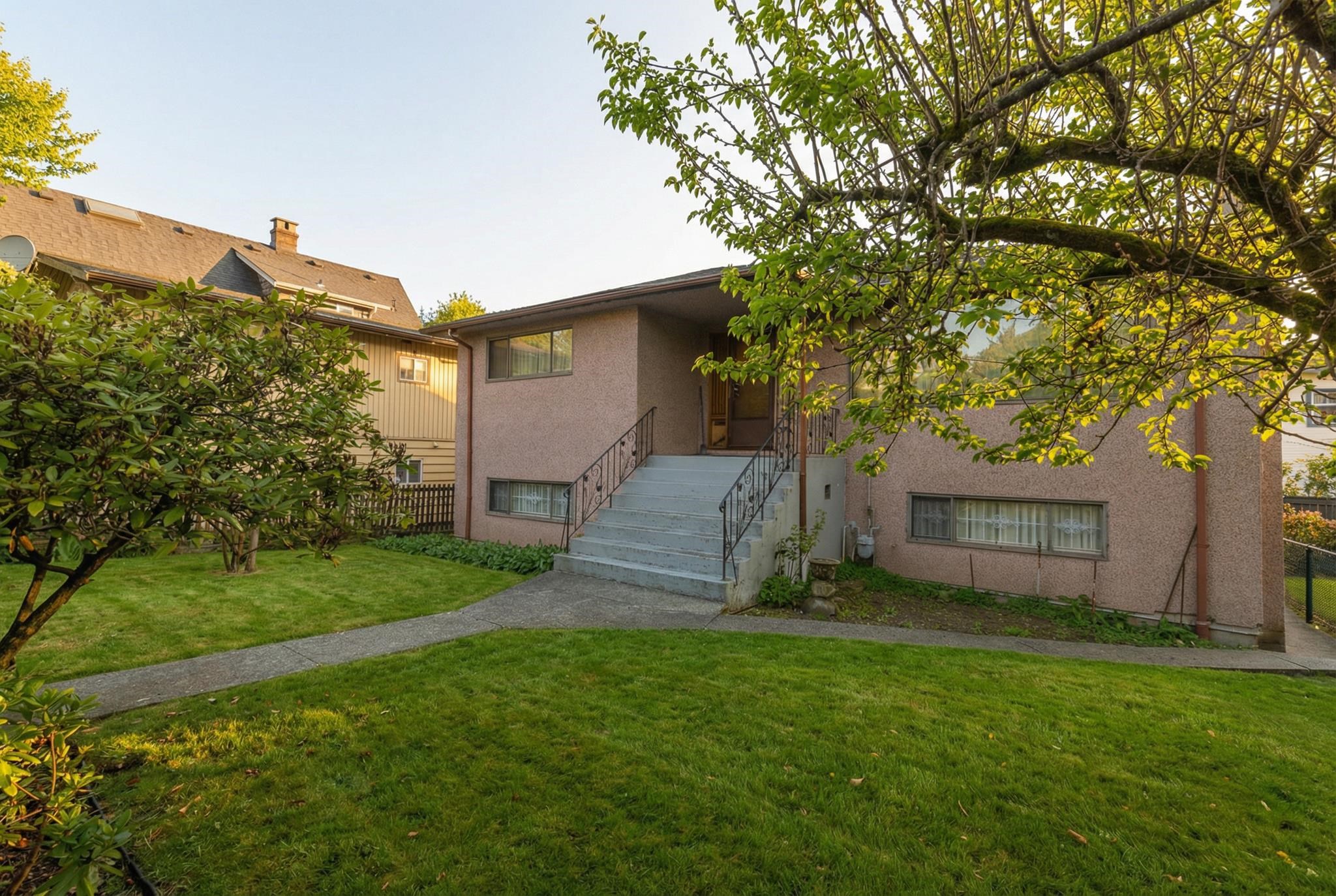 1955 Turner Street Vancouver, BC - 3