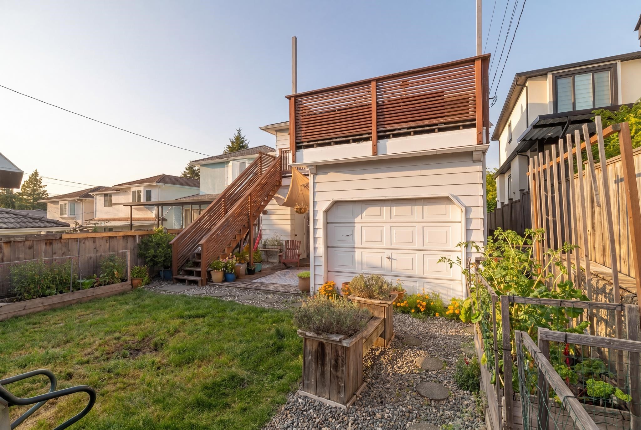 2554 E 7th Avenue Vancouver, BC - 29