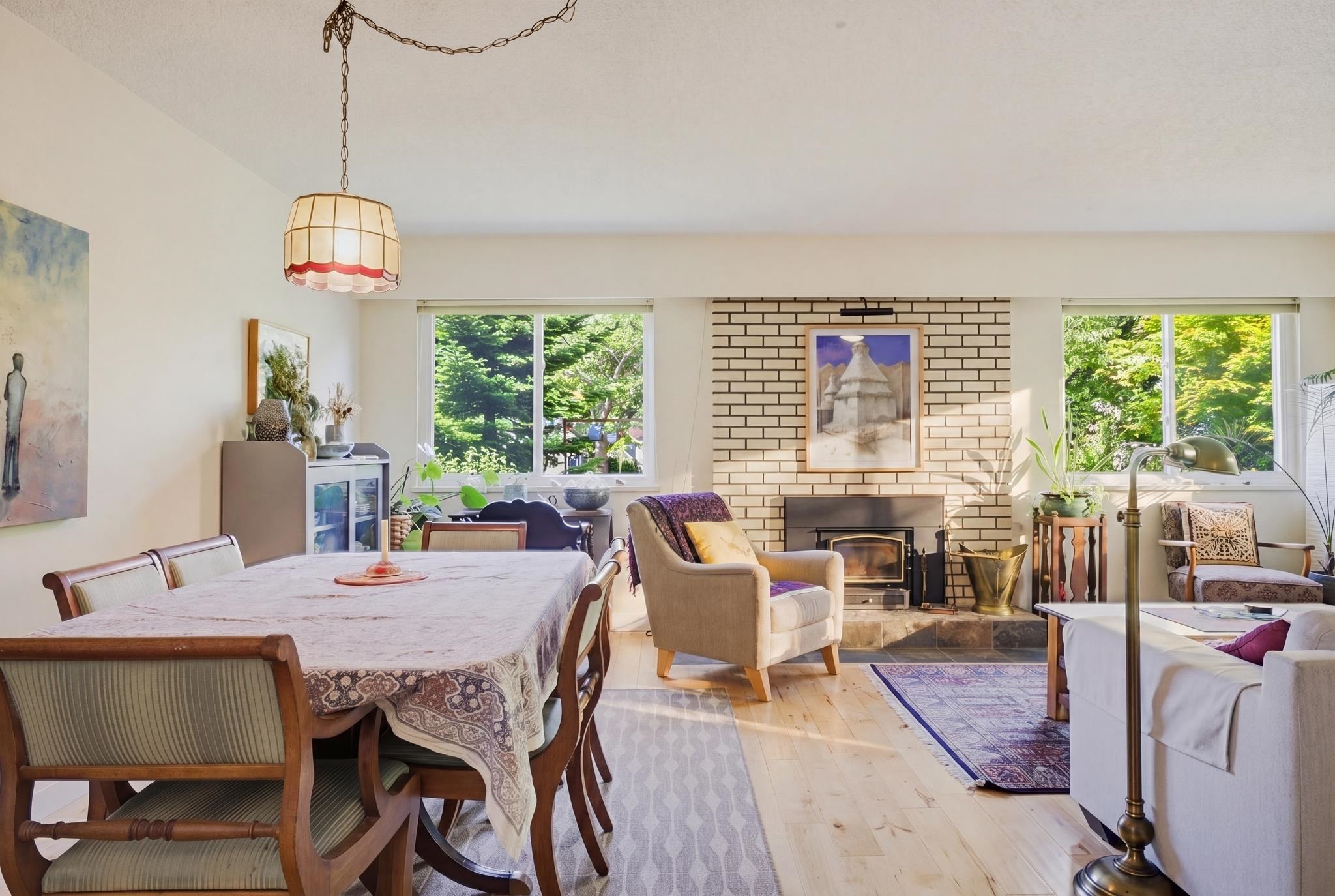 2554 E 7th Avenue Vancouver, BC - 24