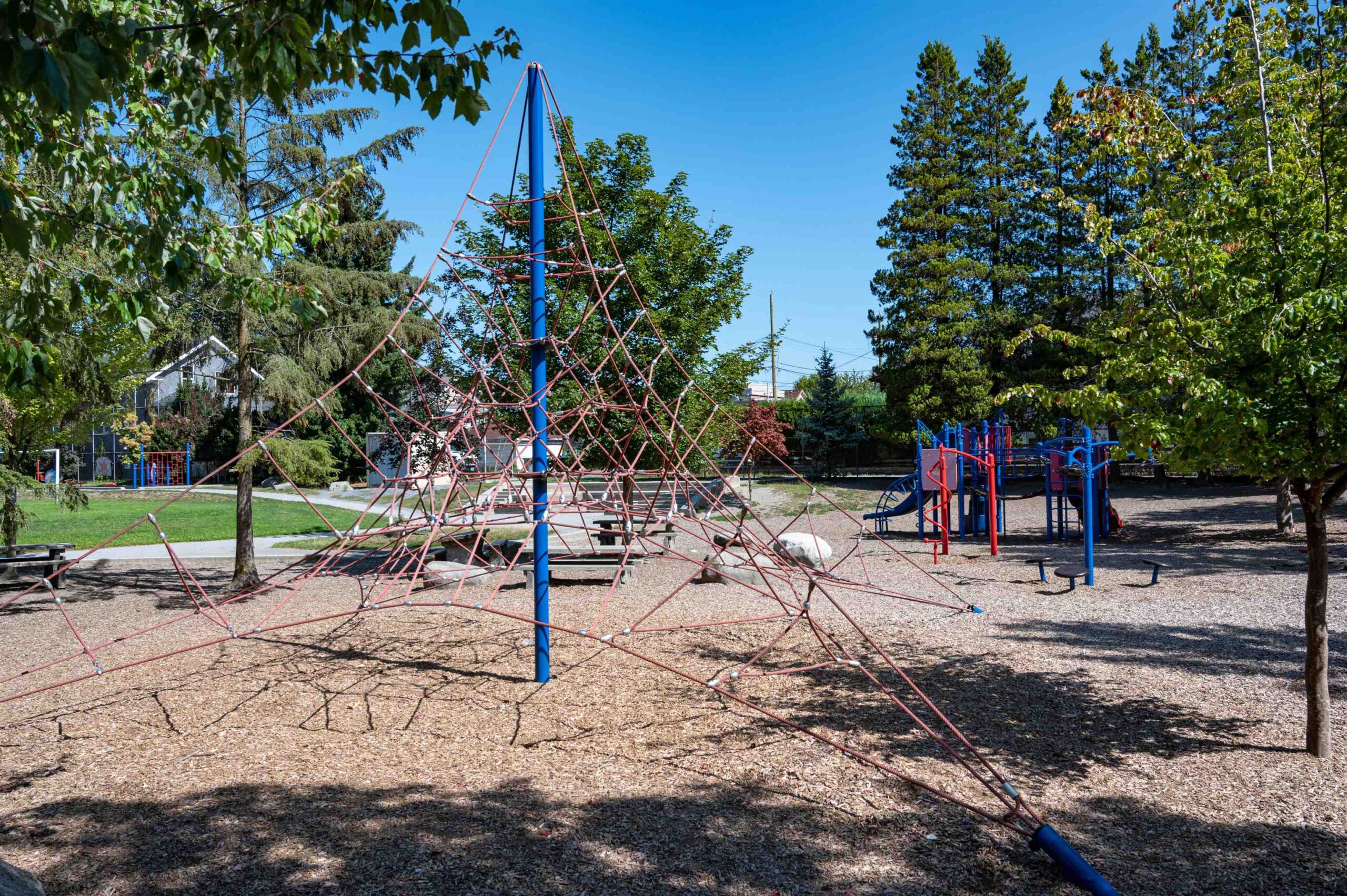 1955 E 8th Avenue Vancouver, BC - 38