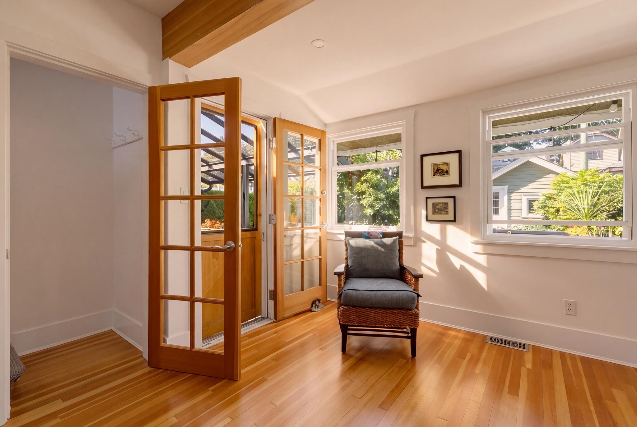 1955 E 8th Avenue Vancouver, BC - 14