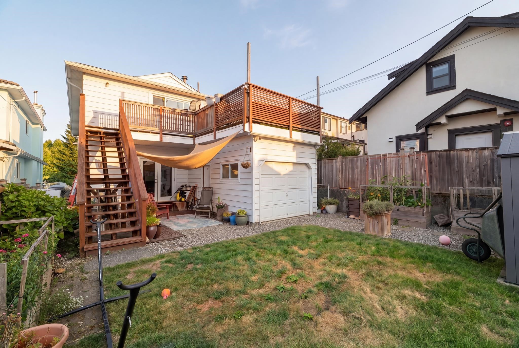 2554 E 7th Avenue Vancouver, BC - 30