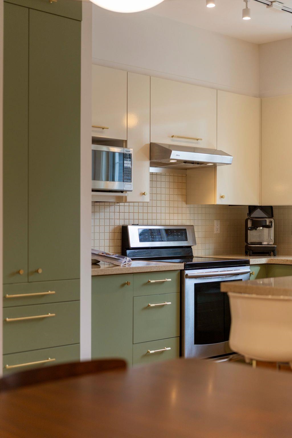 3882 Welwyn Street Vancouver, BC - 9