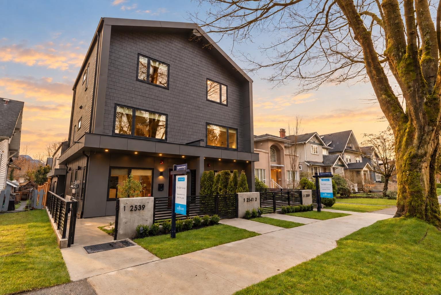 1 2539 Grant Street Vancouver, BC - 19