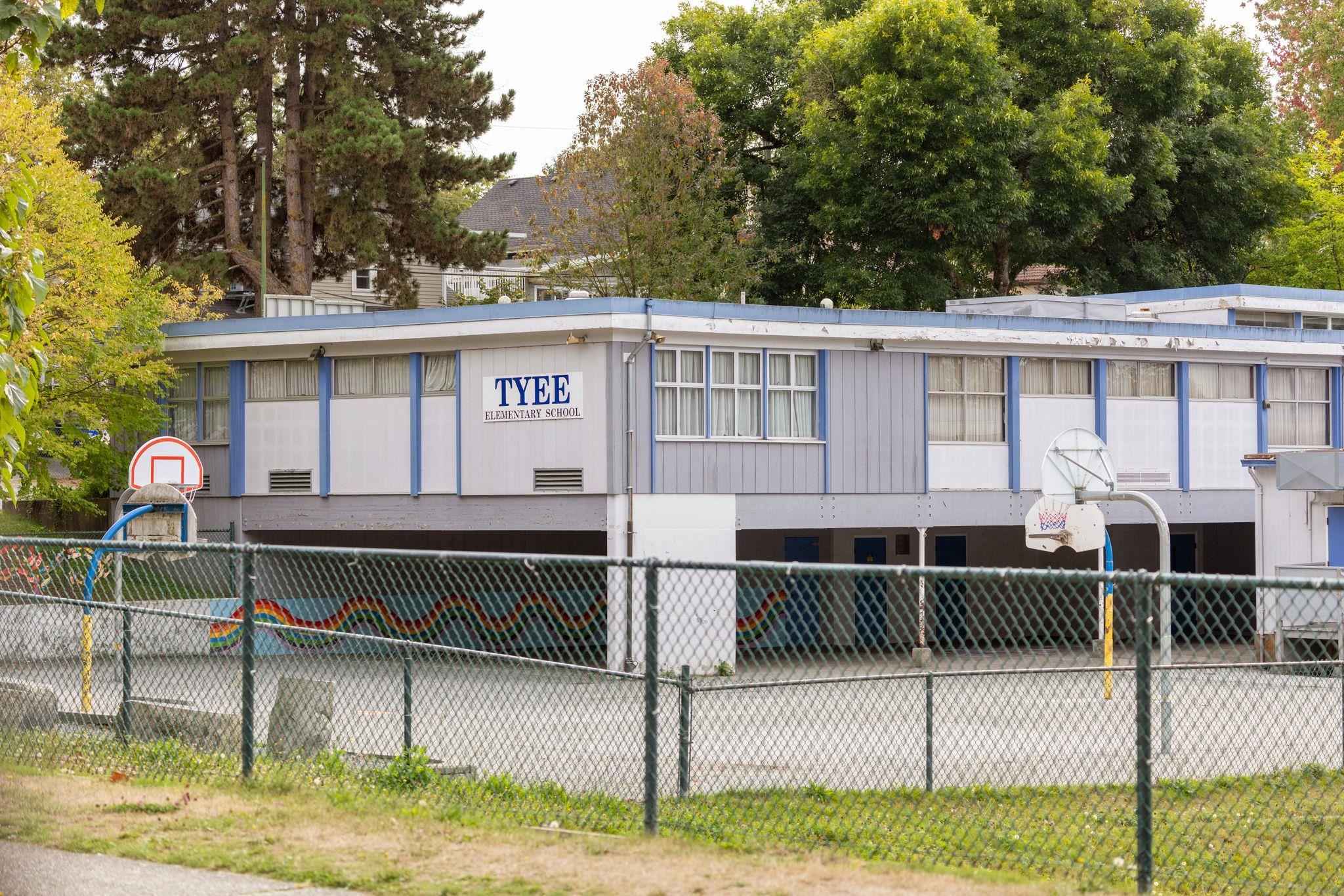 3882 Welwyn Street Vancouver, BC - 36