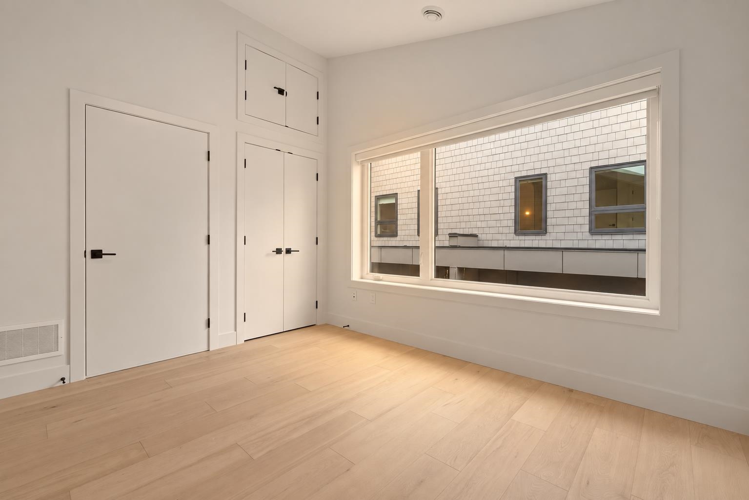1 2539 Grant Street Vancouver, BC - 12