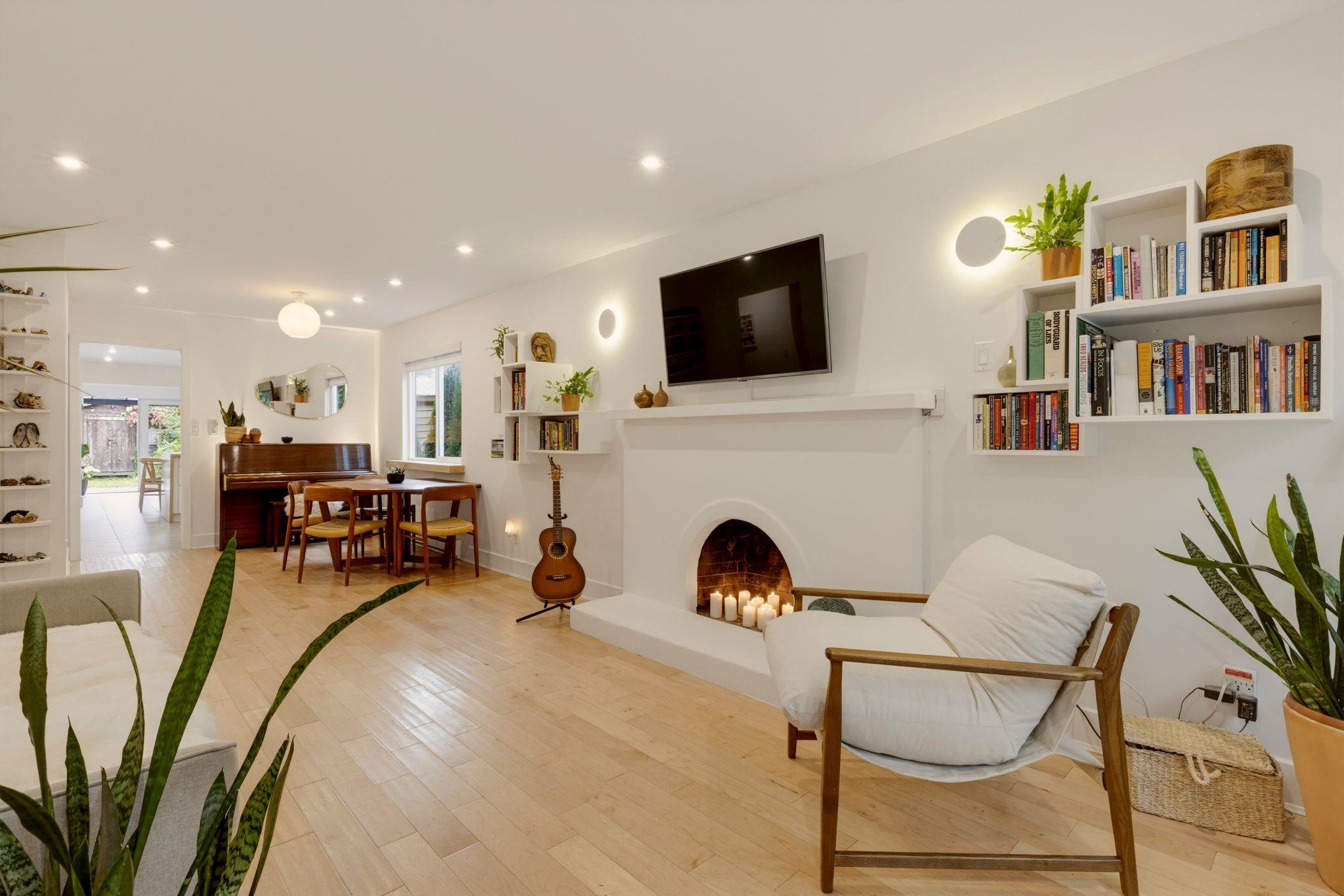 1762 E 15th Avenue Vancouver, BC - 16