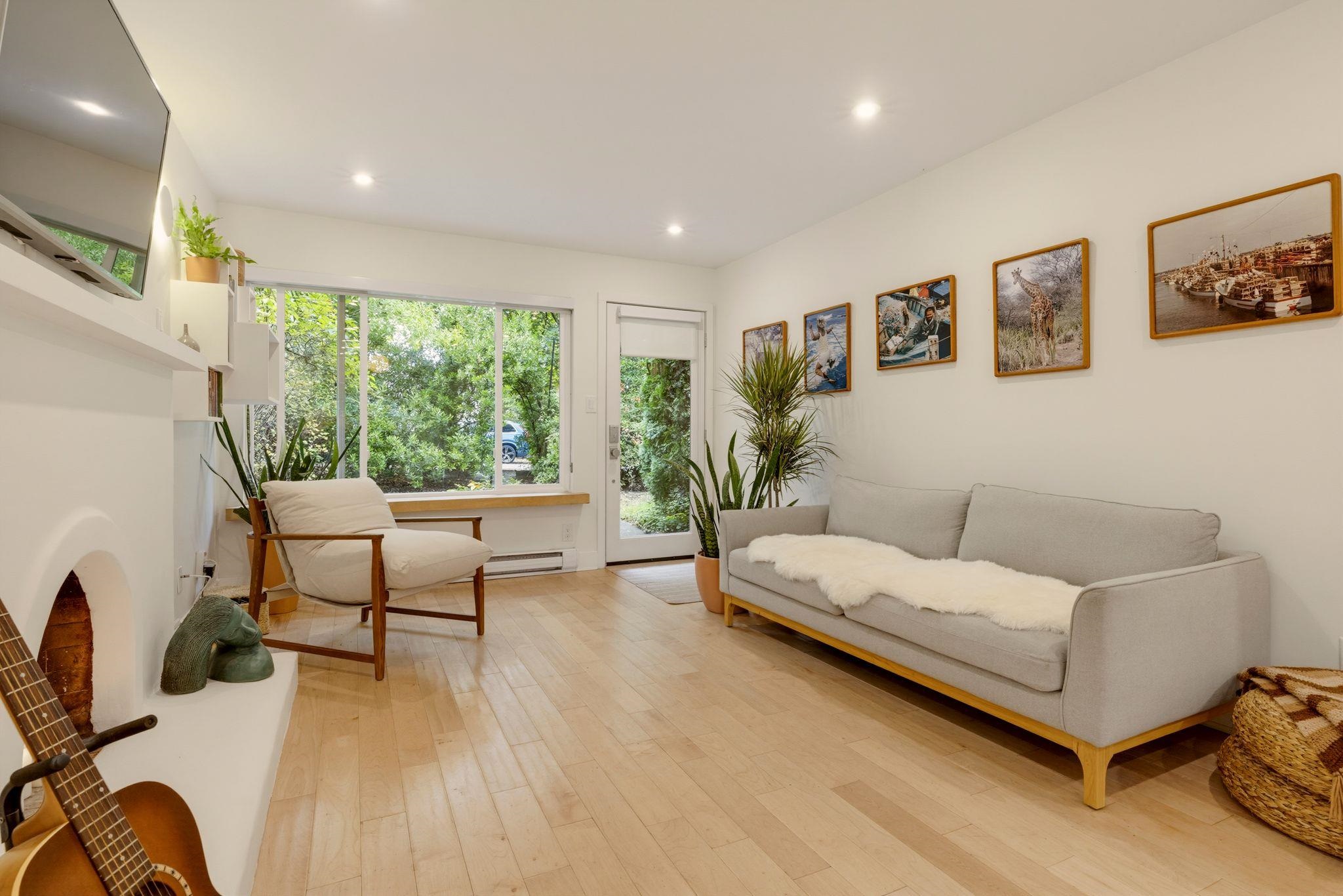 1762 E 15th Avenue Vancouver, BC - 15