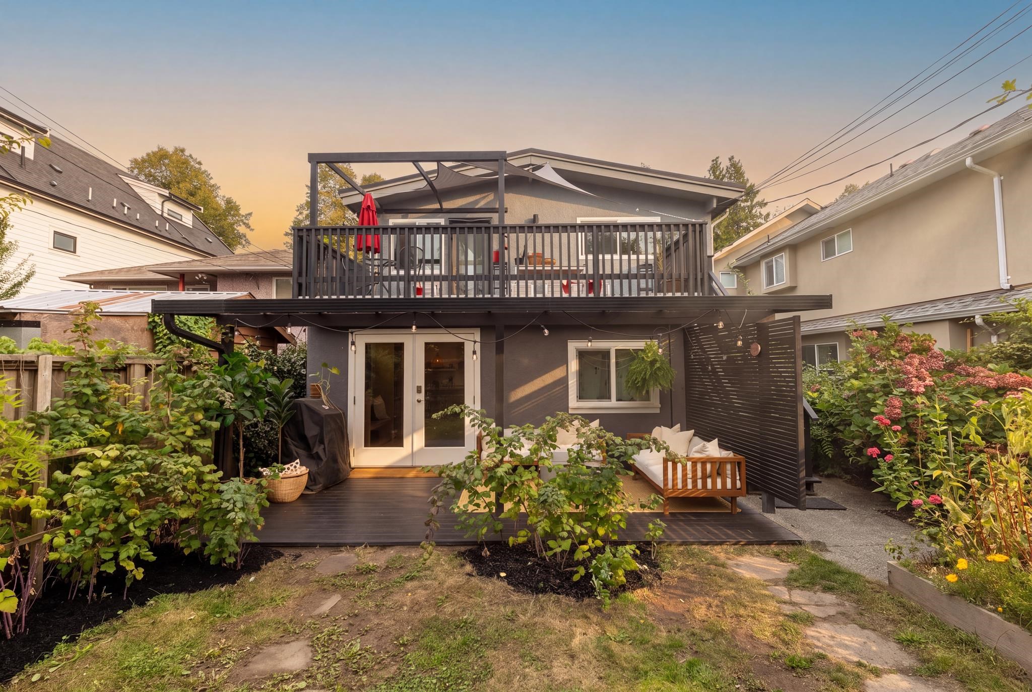 1762 E 15th Avenue Vancouver, BC - 36