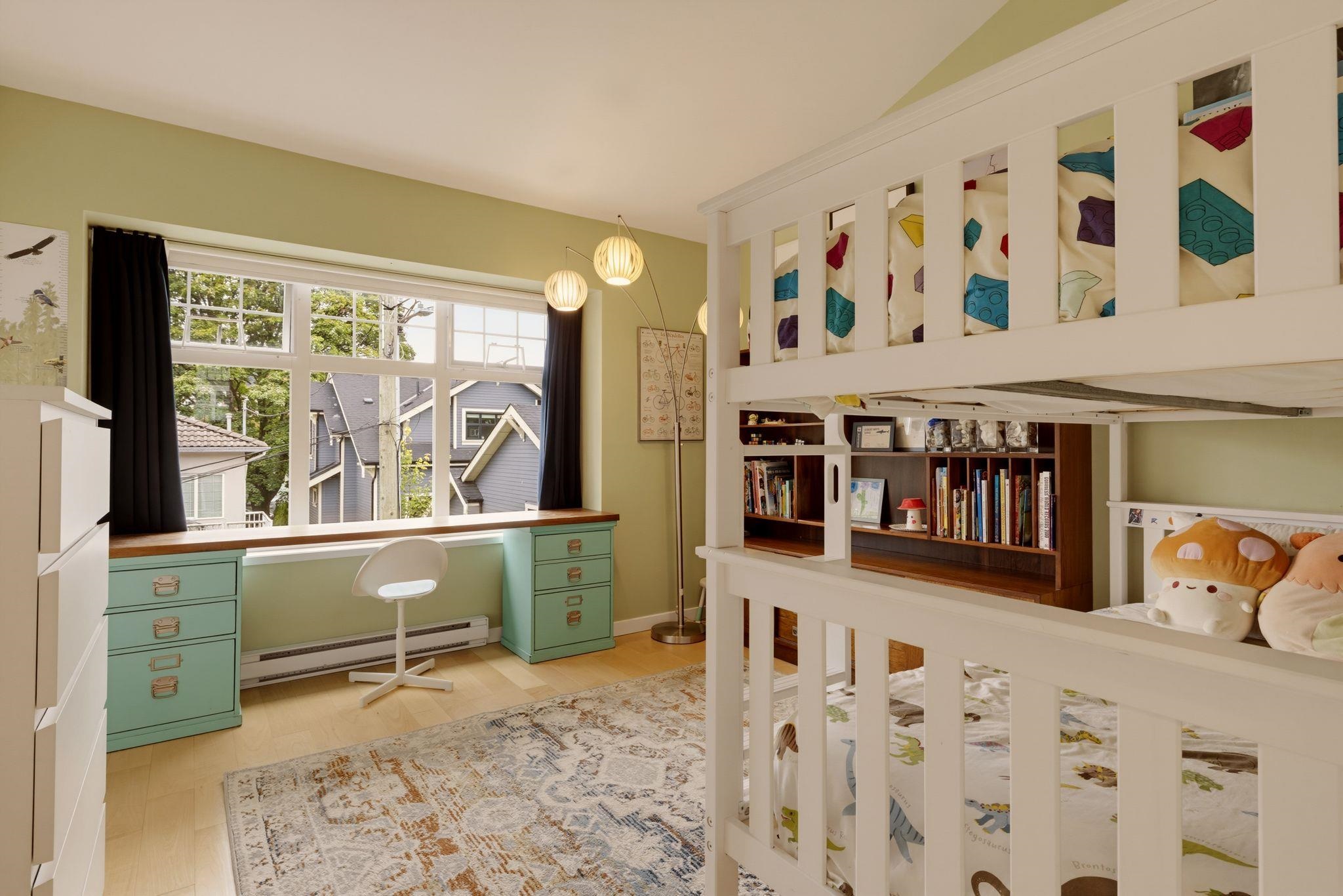 3882 Welwyn Street Vancouver, BC - 25