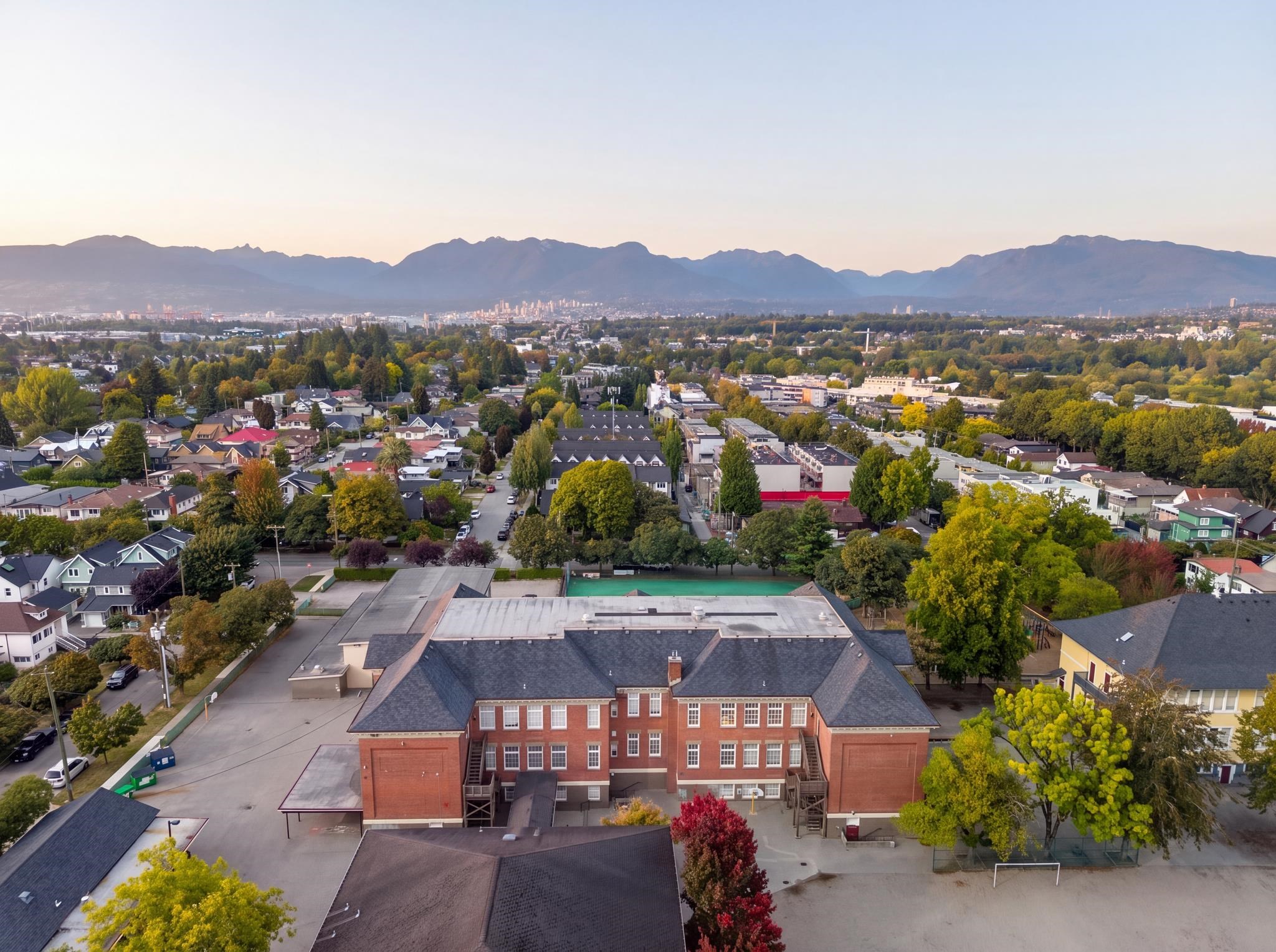 3882 Welwyn Street Vancouver, BC - 37
