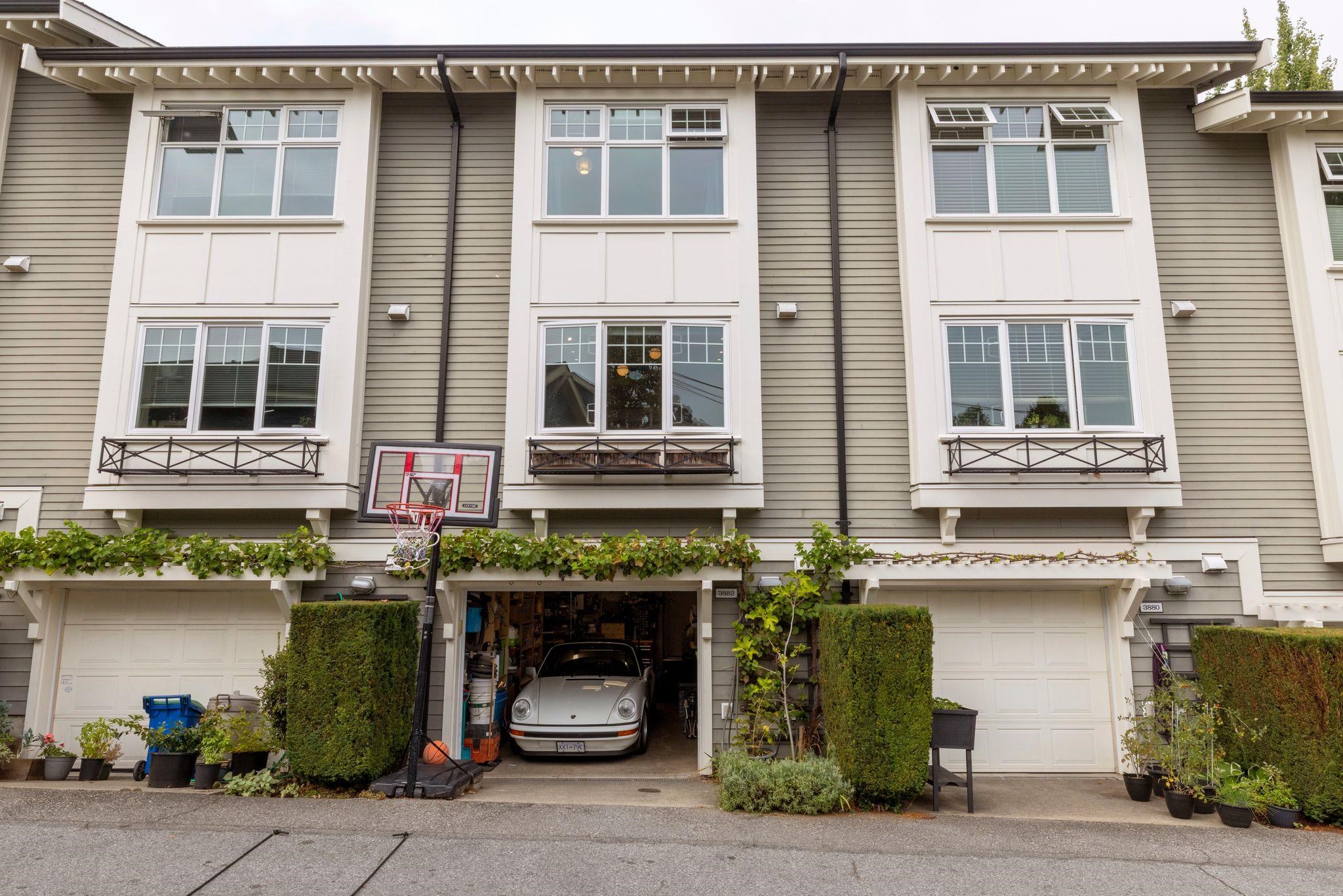 3882 Welwyn Street Vancouver, BC - 26