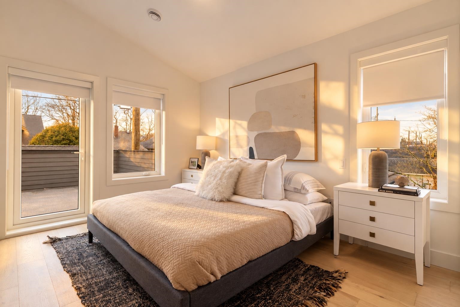 1 2539 Grant Street Vancouver, BC - 23
