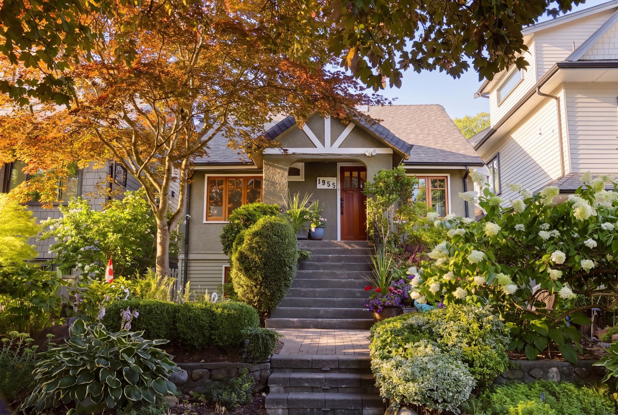 1955 E 8th Avenue Vancouver, BC - 28