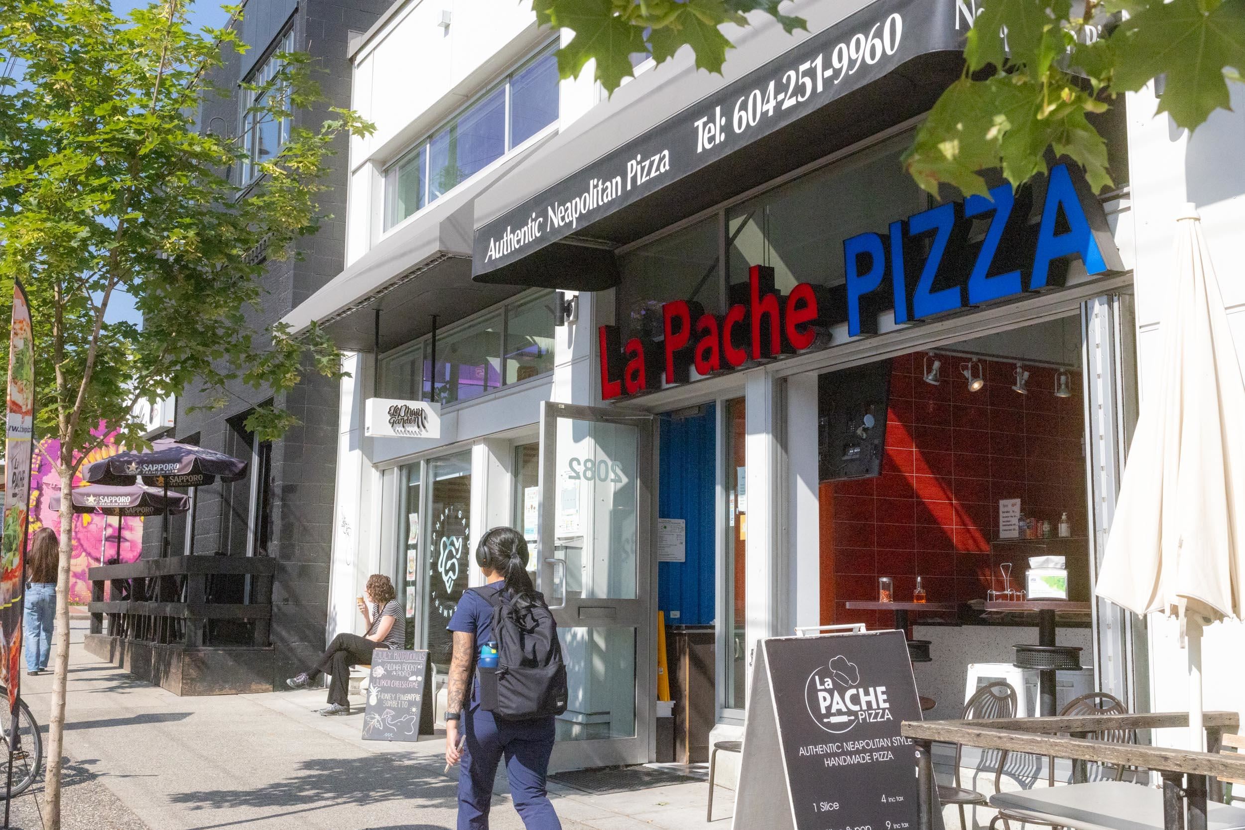 1955 E 8th Avenue Vancouver, BC - 34